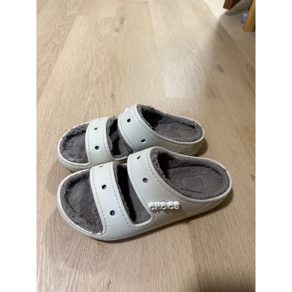 Crocs Classic Cozzzy Sandal White Grey Faux Fur Lined Two Strap Slides Womens 7